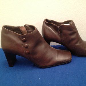 Mark Tucker Brown Leather Ankle Booties Size 6